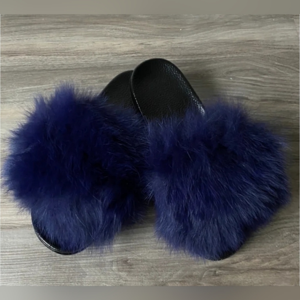 Size 42 (10) Shoes Faux Blue Slippers